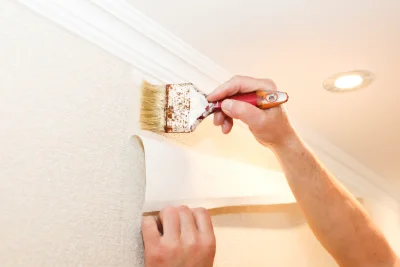 Pose de papier peint à la Gaubretière — revêtements muraux et toiles de verre